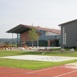 Wir planen öffentliche Gebäude wie Schulen, Kindergärten, Sportanlagen oder Vereinsgebäude.