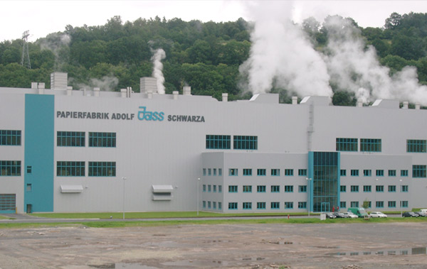Die Papierfabrik Adolf Jass GmbH investierte am Standort Rudolstadt-Schwarza in den Neubau einer Papierfabrik für Wellpappenrohpapier.