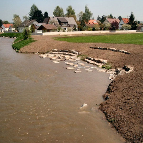 Bei der Planung des Hochwasserschutzkonzepts in Neuburg an der Kammel war besonders eine naturnahe Umsetzung wichtig.