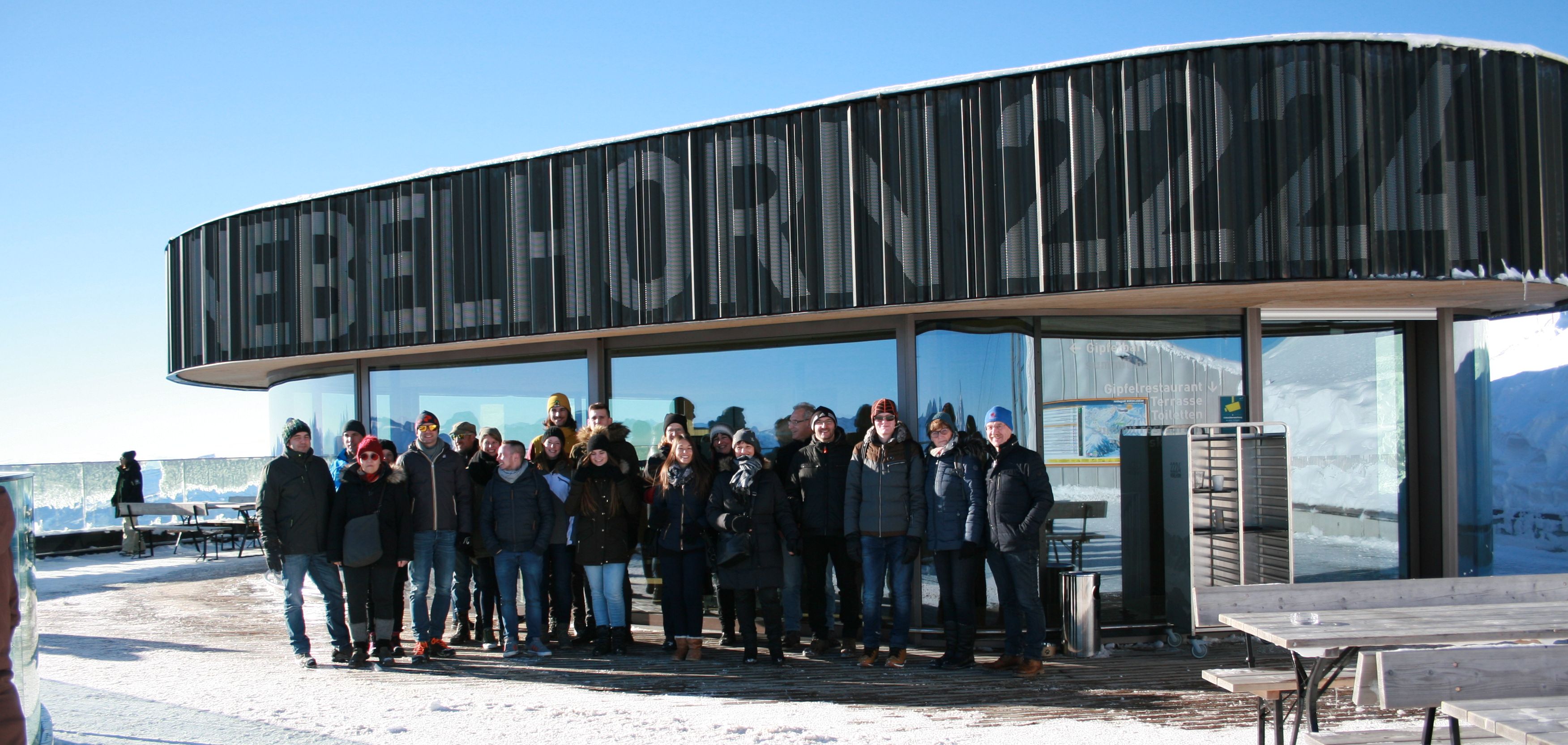 Das Gipfelrestaurant am Nebelhorn und die Architekten und Ingenieure von Schuster engineering.